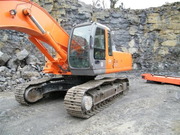 Hitachi ZX330