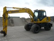 Колесный экскватор  Komatsu PW130-7