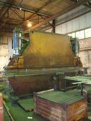 Продаю б/у  листогиб ИА1430А  4х4000