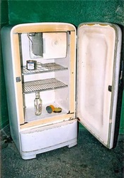 Принимаем,  вывозим б.у.  холодильники на металлолом!