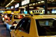 В таксопарк требуются водители на постоянную работу (не аренда) 